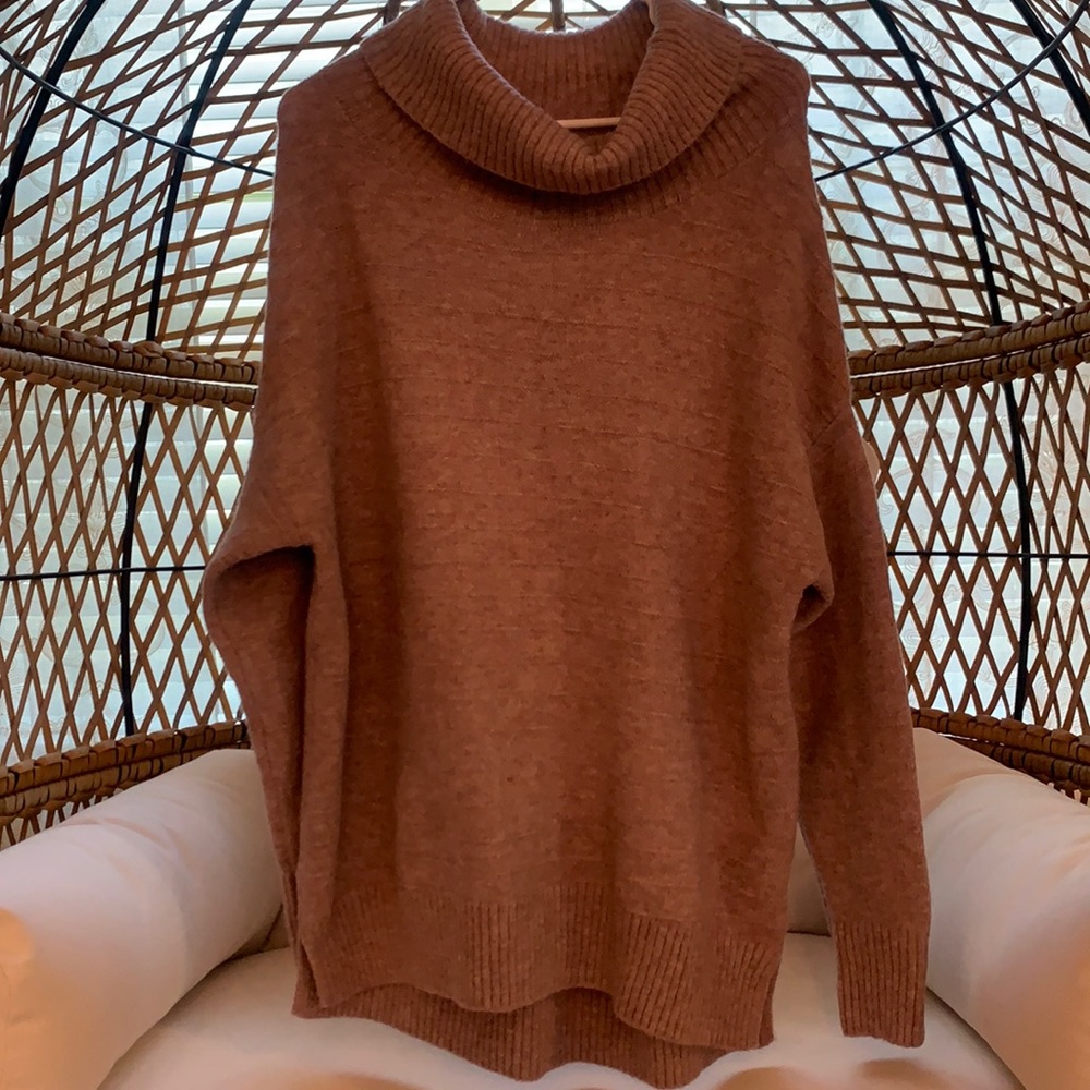 Dusty purple turtle neck sweater